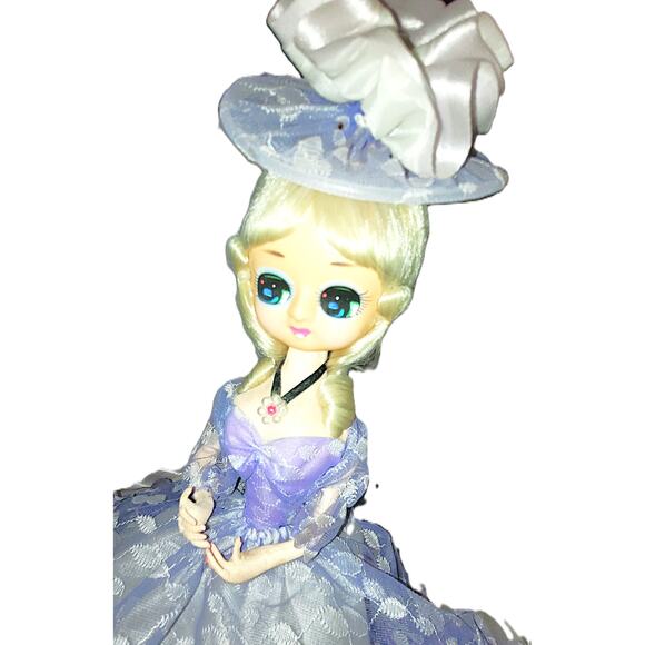 14" Vintage Big Eyed Big Head Pose Bradley Inspired Fair Doll in Lavender - Picture 9 of 14